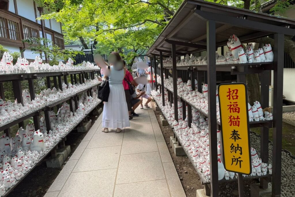 豪徳寺の招福猫児奉納所