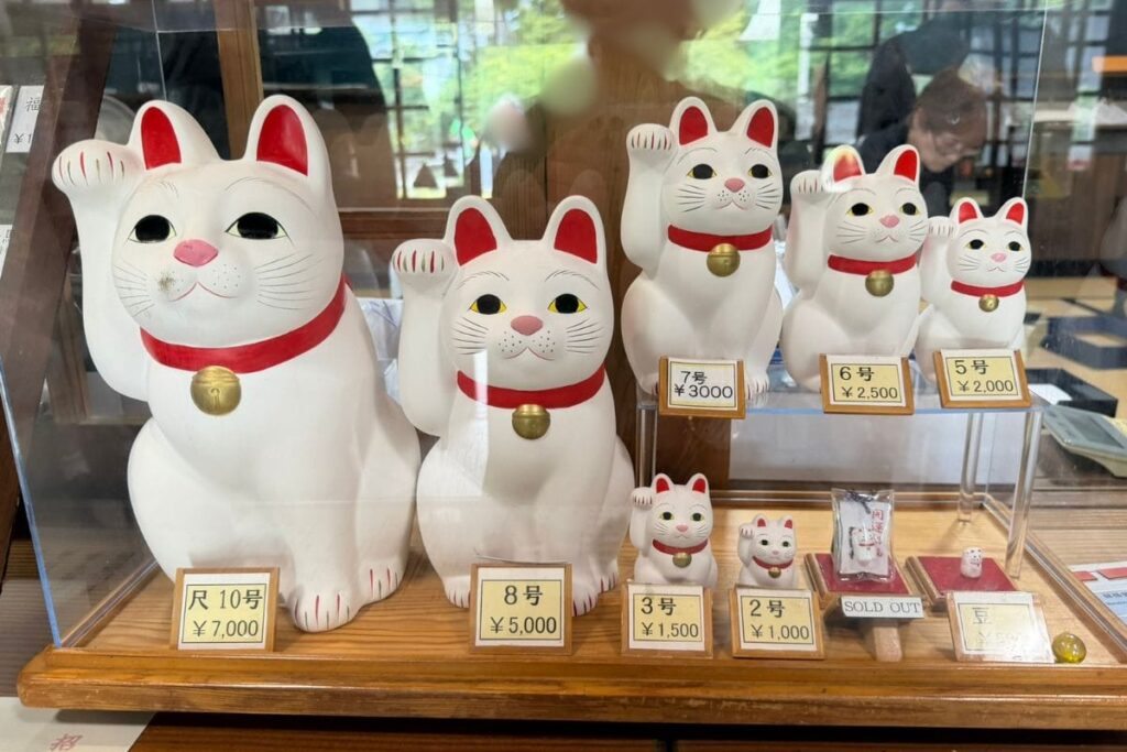 豪徳寺の招福猫児のサイズと料金