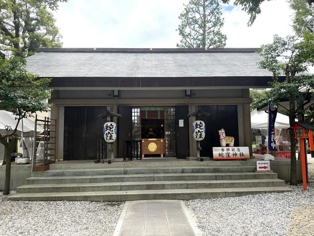 蛇窪神社の御社殿