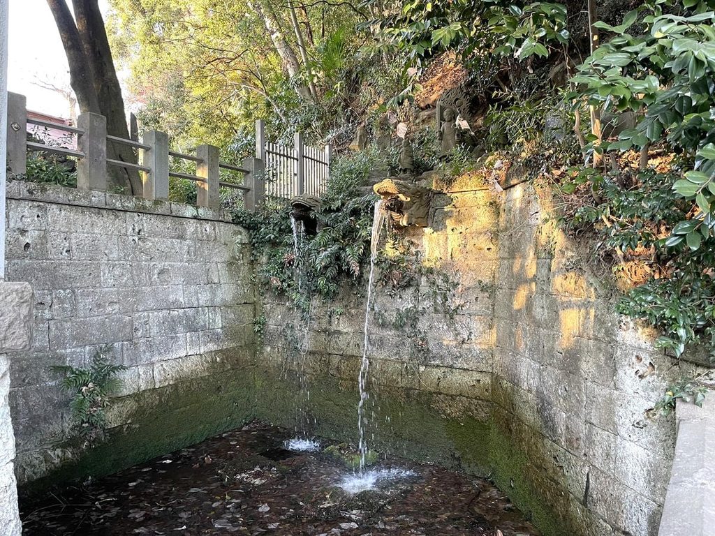深大寺の不動の滝