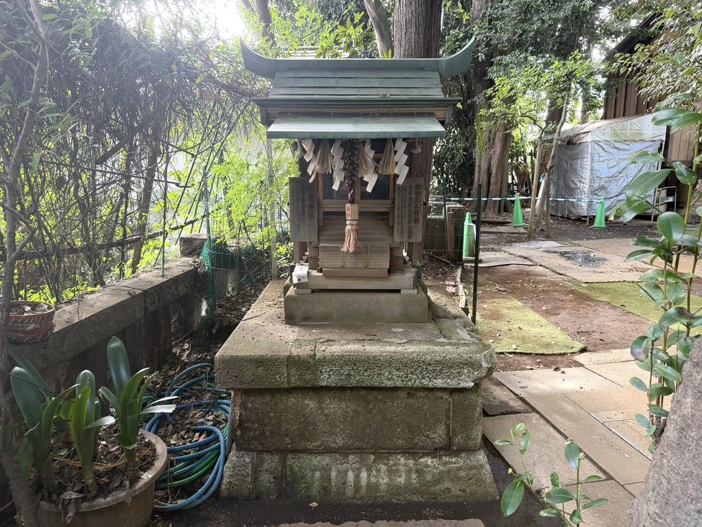 太子堂八幡神社の出羽三山神社・鹽竈神社