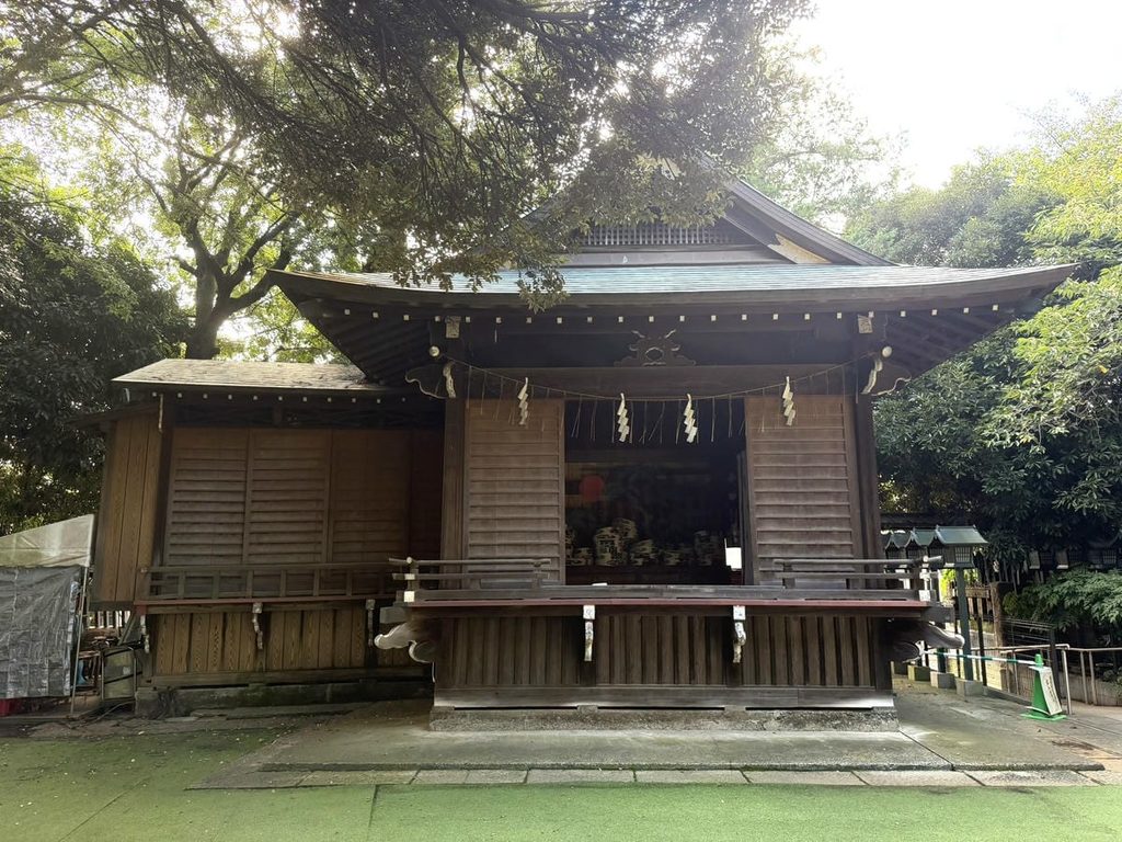 太子堂八幡神社の神楽殿