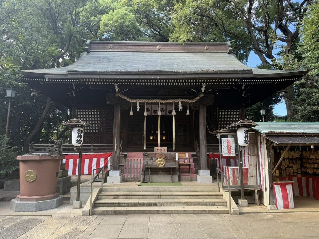 太子堂八幡神社の御社殿